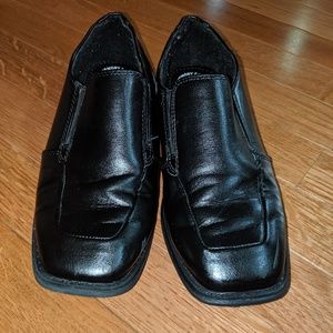 🌷Sonoma black dress shoes Boys size: 3 Med